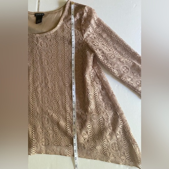 New Directions Tan Lace Blouse Fully Lined Womens Size Large - Picture 4 of 7